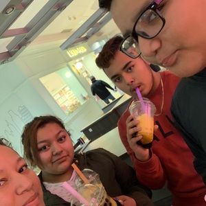 Meet your Posher, Ymer